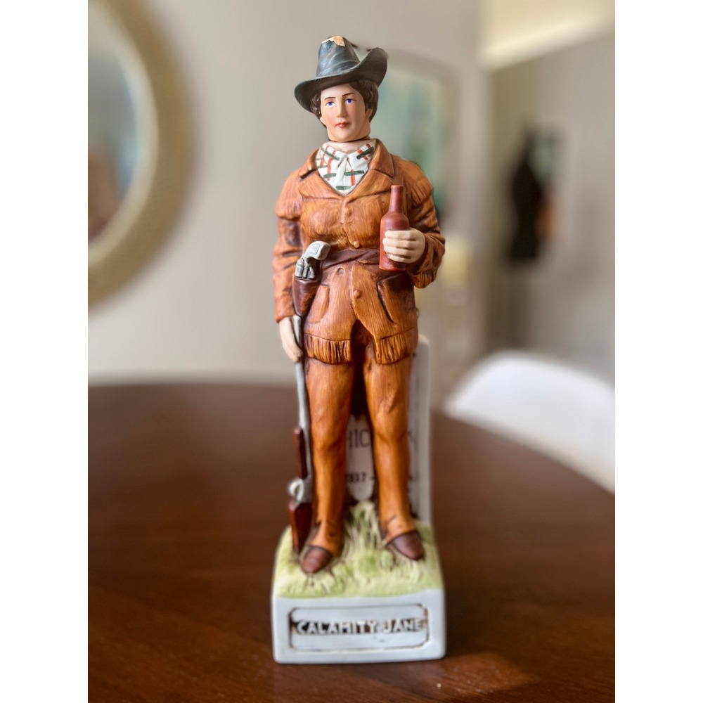 McCormick Calamity Jane Bourbon Decanter 1973 Brown Good Gunfighter Americana